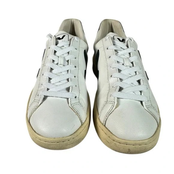 Veja Women’s Urca CWL Casual Sneakers - Picture 3 of 13